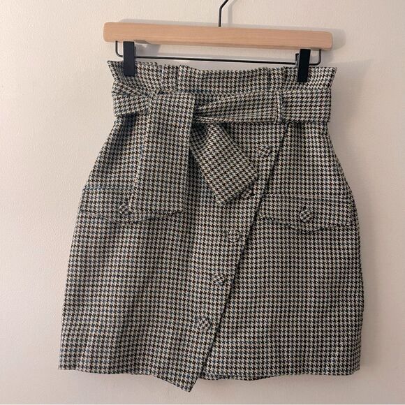 Lovers + Friends Houndstooth Plaid Mini Skirt Belted Tie Small NWOT Fall Classic - Picture 1 of 5